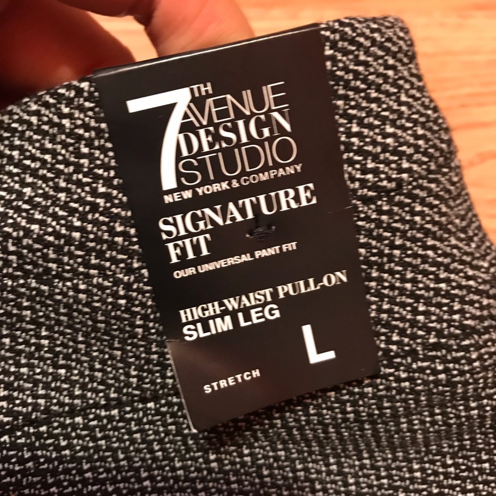 New York & Co High Waist Pull On Pant Large - Picture 5 of 5